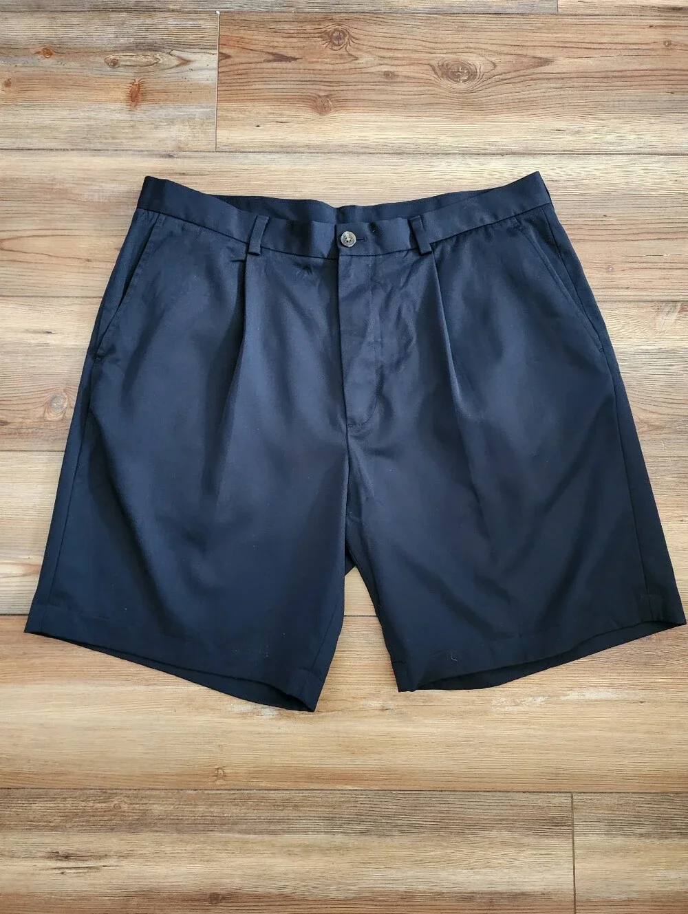 Brooks Brothers Shorts Men's 38 Navy Blue Prosport Pleated Front